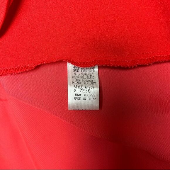 Umgee Red High Low Chiffon Back Dress Size Small NWT - Picture 6 of 6